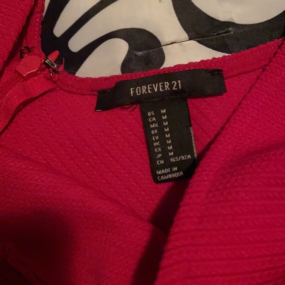 Red, zip up casual short dress - Picture 4 of 6